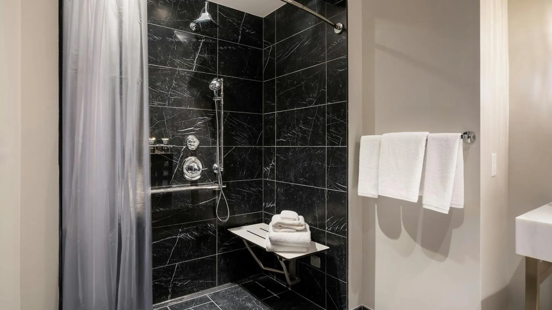Grand Bohemian Charlotte, Autograph Collection Hotel 4*, Charlotte United States